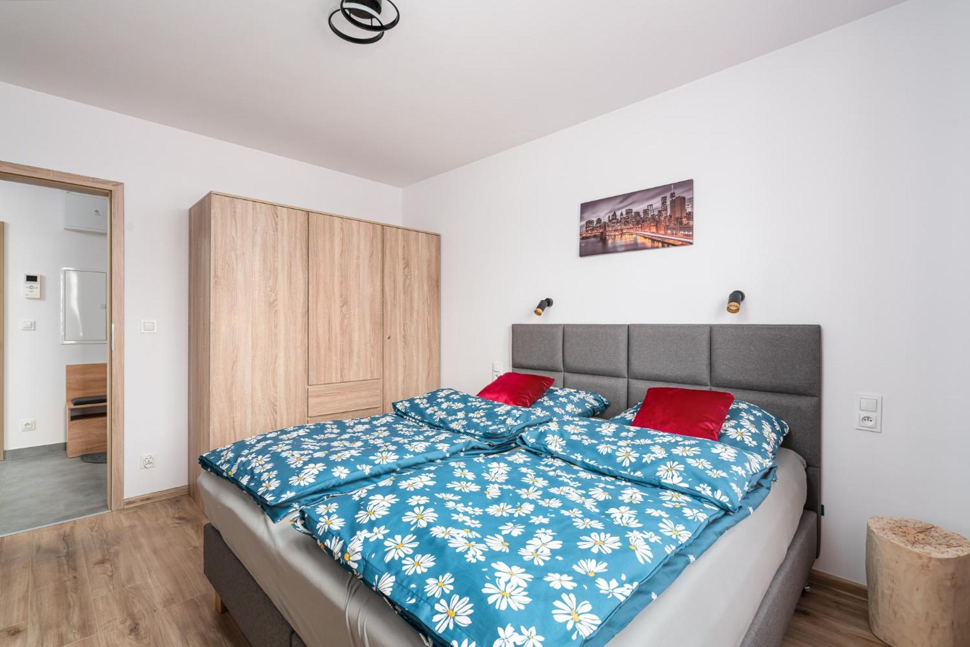 Apartament Goja Podzamcze Apartment Валбжих Екстериор снимка